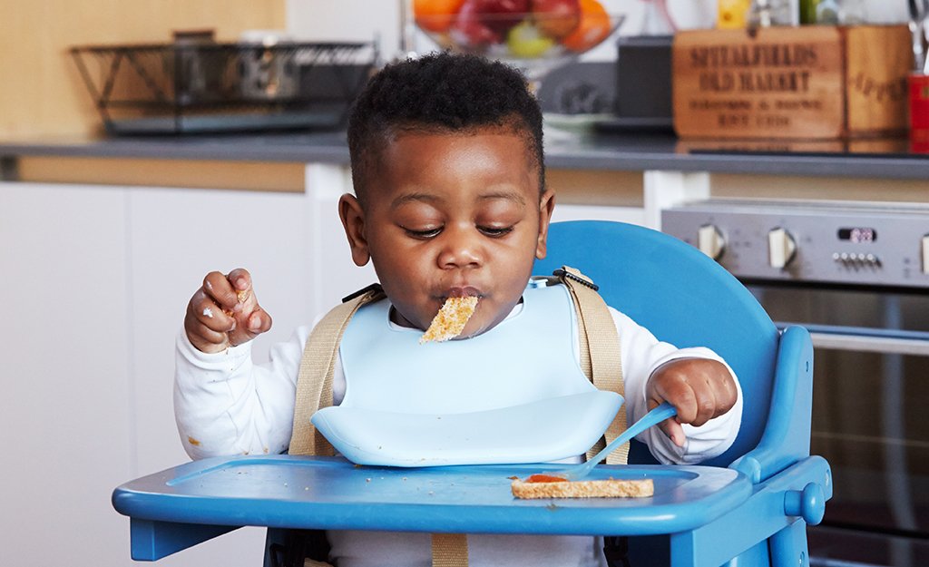 Want Your Child To Eat Everything Try Starting Strong At The Weaning Stage - qzxagj4