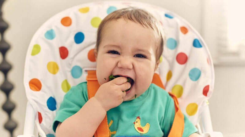 feeding baby at 4 months nhs